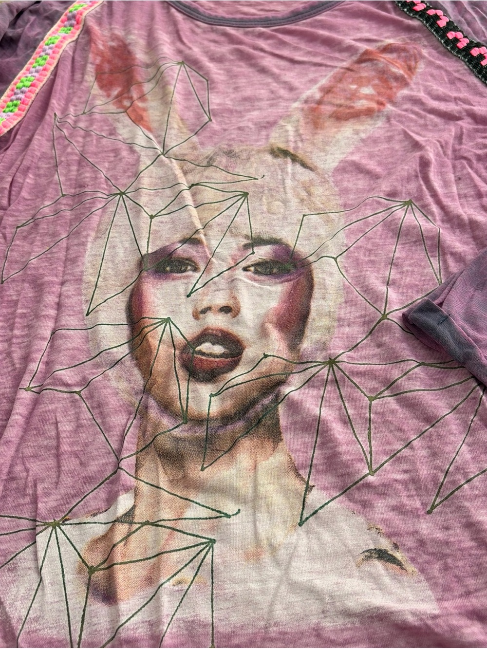 Custo Barcelona Pink Lightweight Graphic Tee size1